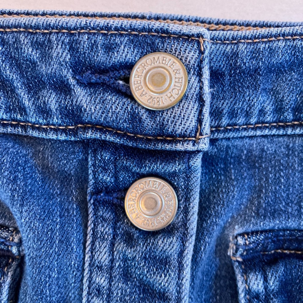 Abercrombie & Fitch Blue Denim Button Front Cotton Midi Skirt Raw Hem (Size 26) - Picture 3 of 10